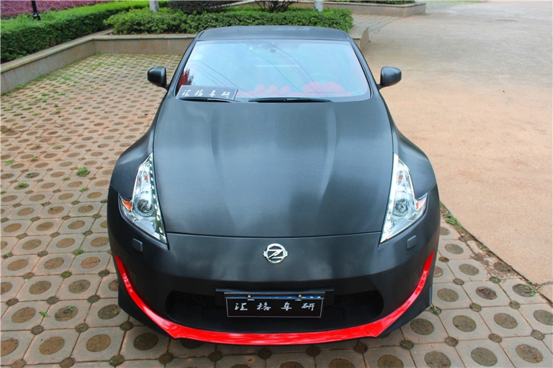 長沙汽車改裝店 進(jìn)口拉絲車身改色膜專營施工 日產(chǎn)370Z全車施工金屬拉絲黑