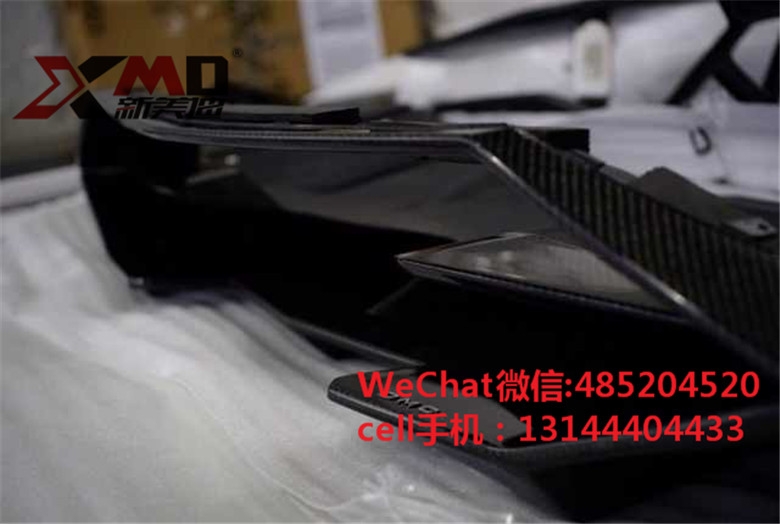 蘭博基尼LP700改裝SPEZIAL VERSION款款碳纖維大小包圍Aventador前唇后唇尾翼風(fēng)口