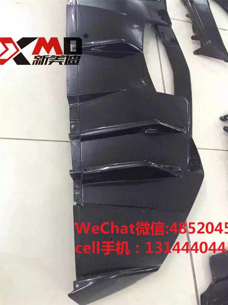 蘭博基尼LP700改裝SPEZIAL VERSION款款碳纖維大小包圍Aventador前唇后唇尾翼風(fēng)口