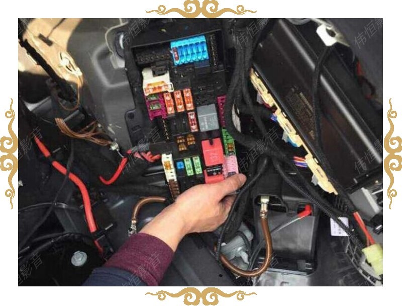 奔驰S级原厂电尾改装W222电动后备箱
