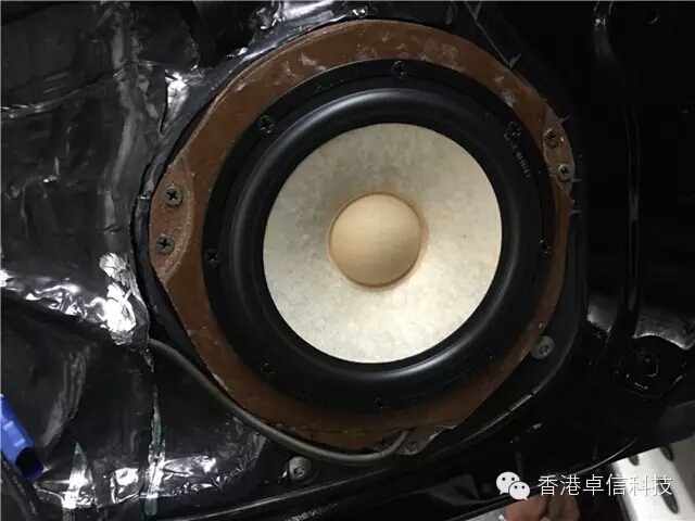南通市啟東市汽車音響改裝店——奔馳GL450發(fā)燒級意大利ATI音響改裝