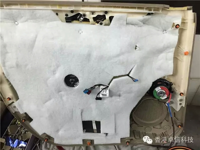 南通市啟東市汽車音響改裝店——奔馳GL450發(fā)燒級意大利ATI音響改裝