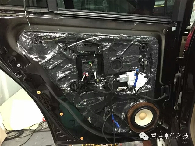 南通市啟東市汽車音響改裝店——奔馳GL450發(fā)燒級意大利ATI音響改裝