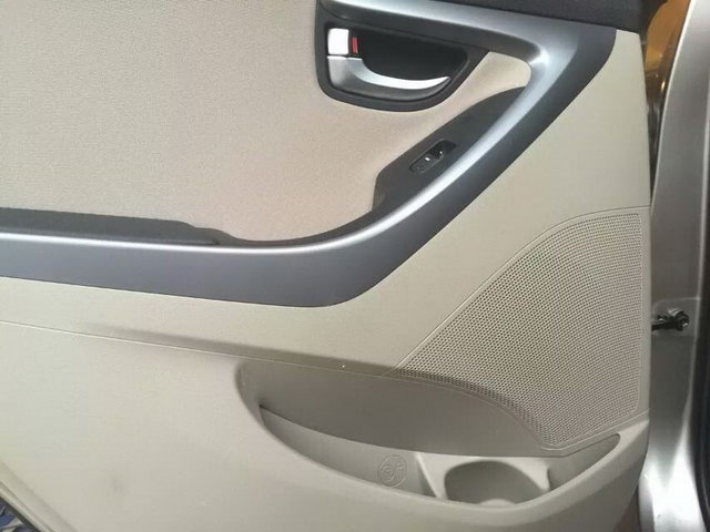 昆明鼎馭汽車音響改裝,現(xiàn)代朗動改裝魔立方汽車音響！