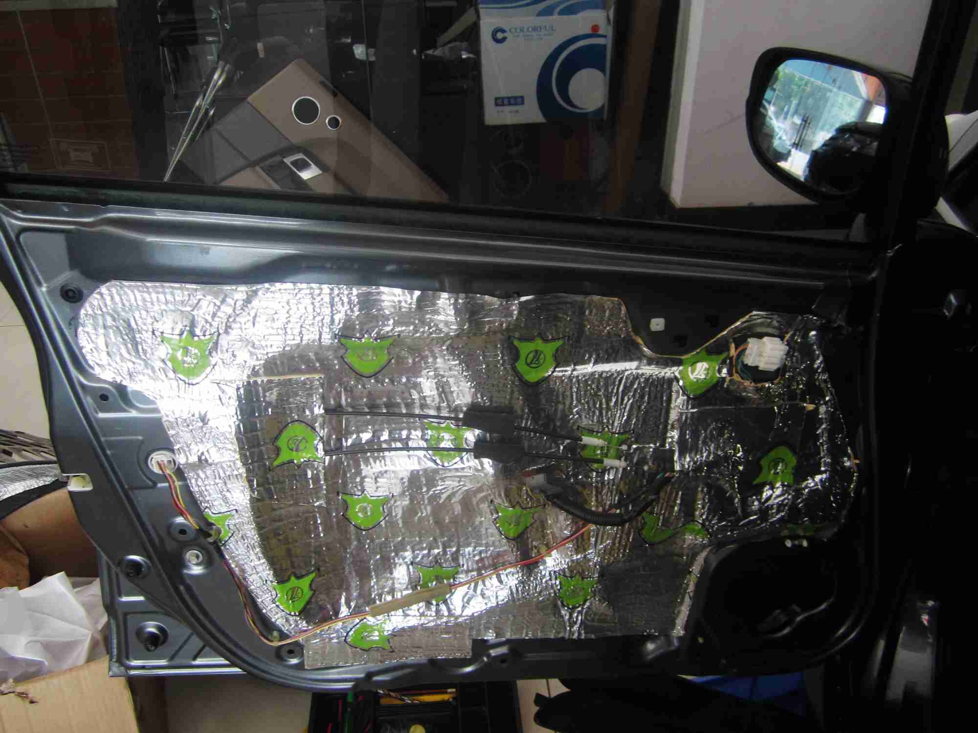 佛山途歌汽車影音：本田飛度音響改裝牧童汽車音響，音樂就是與眾不同