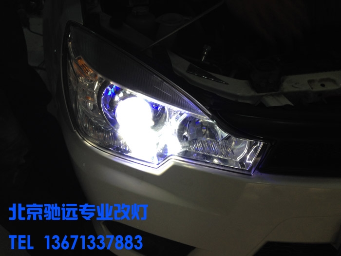 東南菱悅 車燈改裝升級奧迪Q5小糸透鏡