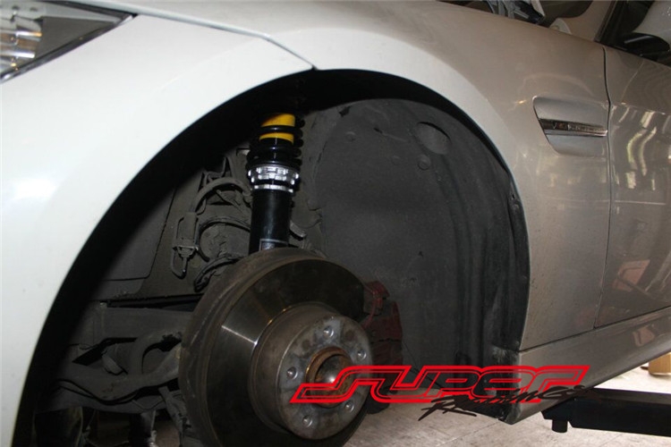 寶馬320升級(jí)border絞牙避震實(shí)例