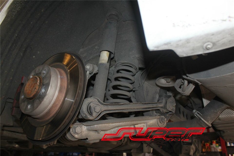 寶馬320升級(jí)border絞牙避震實(shí)例