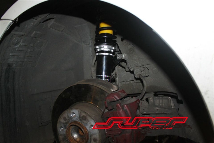 寶馬320升級(jí)border絞牙避震實(shí)例