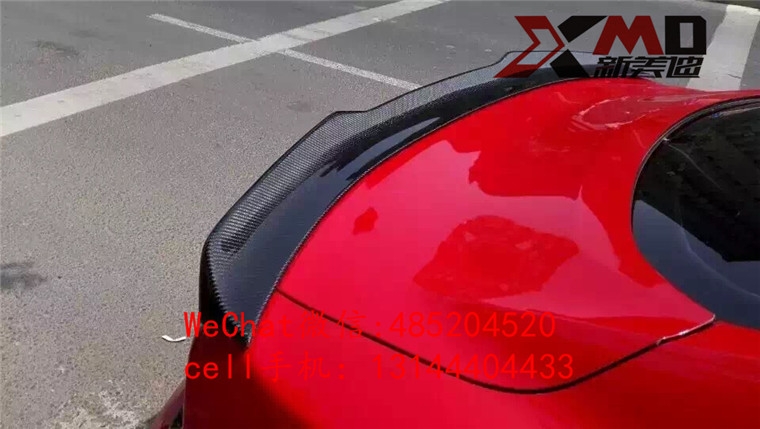 Mustang新款15款野馬改裝碳纖維機(jī)蓋 開孔機(jī)蓋 引牽蓋 改裝包圍 排氣尾翼廠家直銷