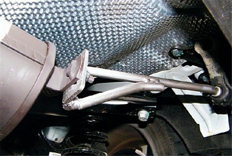 昌邑汽車改裝排氣，高爾夫6改裝排氣作業(yè)展示