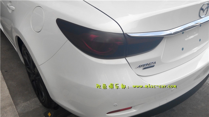 阿特茲貼黑頂 車頂貼黑膜 黑色全景天窗貼膜 噴黑色輪轂 剎車鉗改顏色 紅色剎車鉗