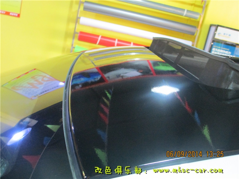 別克君威貼黑頂 黑色車頂膜 車頂貼亮光黑色膜 全景天窗貼膜