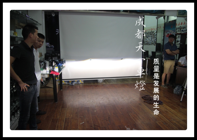 成都豐田普拉多改燈|成都普拉多車燈改裝雙光透鏡氙氣燈