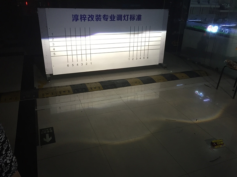 上海JEEP指南者改燈  升級小糸Q5透鏡 飛利浦氙氣燈 華科安定器