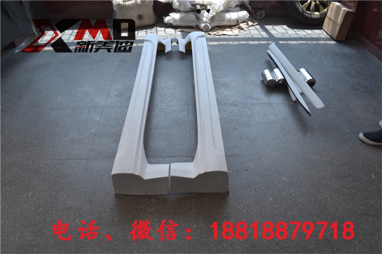 雷克薩斯LX570改裝中東之獅版寬體大包圍前后杠葉子板中網(wǎng)尾翼排氣尾嘴
