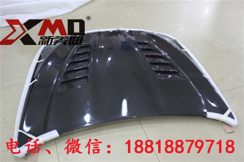 寶馬5系 F10 F18 520 525 530 535 改裝升級(jí) Vorsteiner 碳纖機(jī)蓋