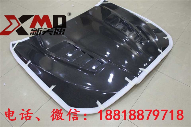 寶馬5系 F10 F18 520 525 530 535 改裝升級(jí) Vorsteiner 碳纖機(jī)蓋