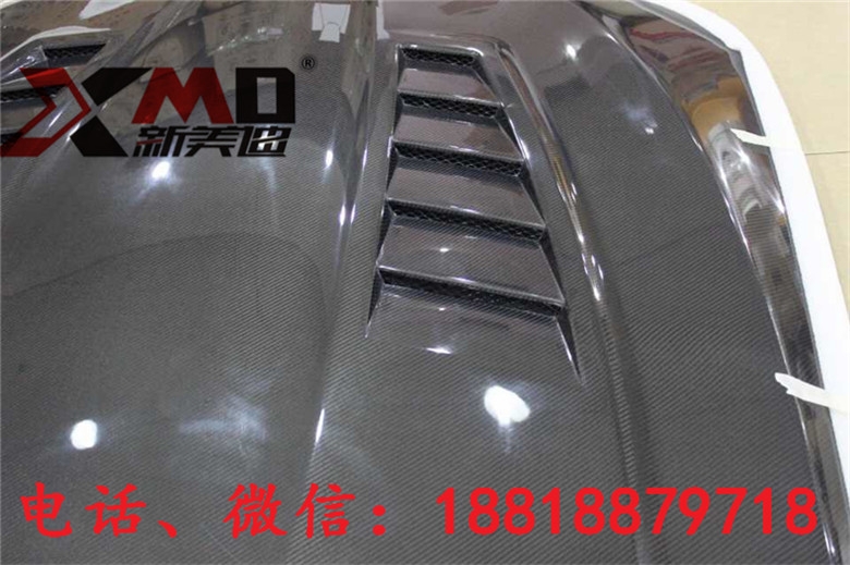 寶馬5系 F10 F18 520 525 530 535 改裝升級(jí) Vorsteiner 碳纖機(jī)蓋