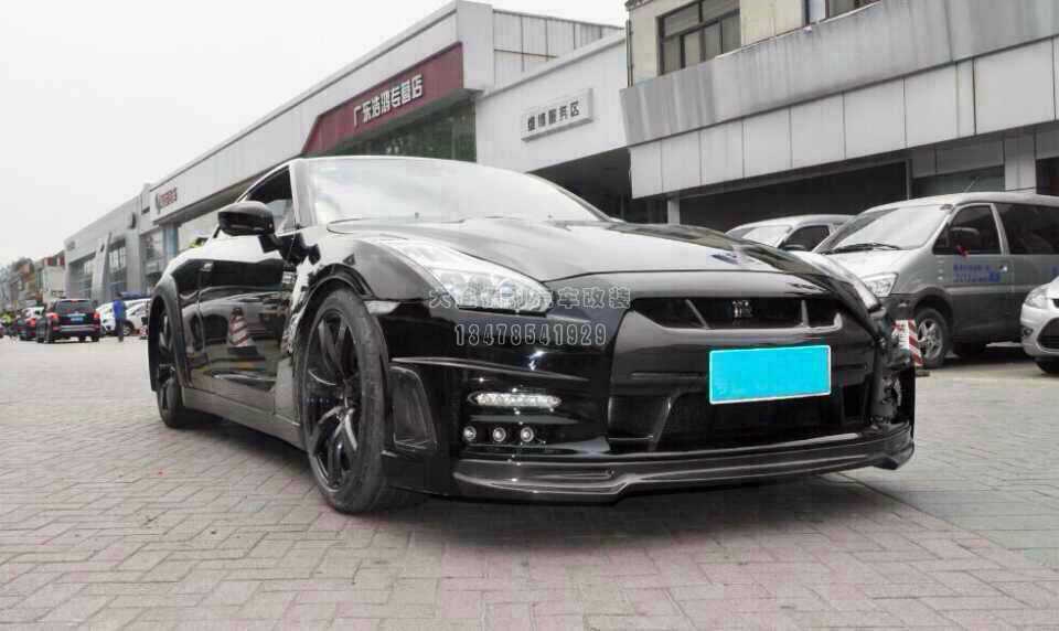 日產(chǎn)GTR35寬體大包圍批發(fā)代理