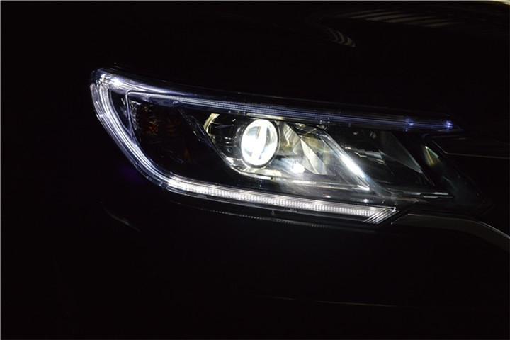 福州汽車改大燈 本田CRV改裝海拉三雙光透鏡漢雷氙氣燈 福州榮海汽車照明