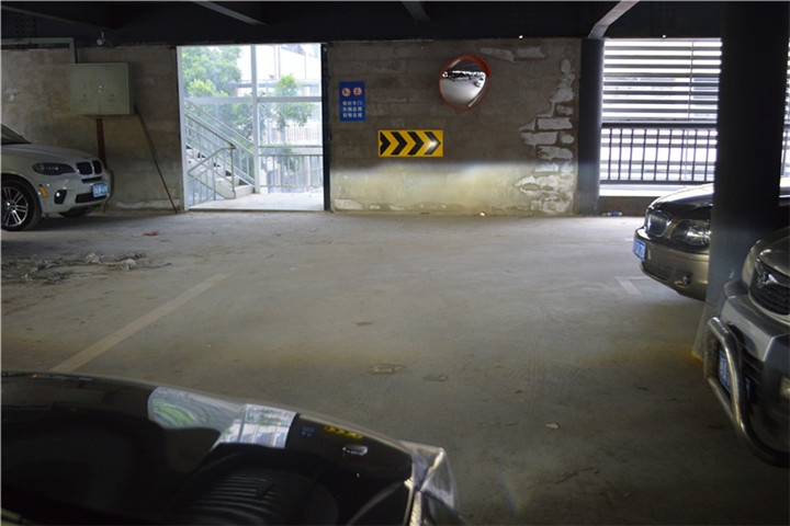 福州汽車改大燈 本田CRV改裝海拉三雙光透鏡漢雷氙氣燈 福州榮海汽車照明