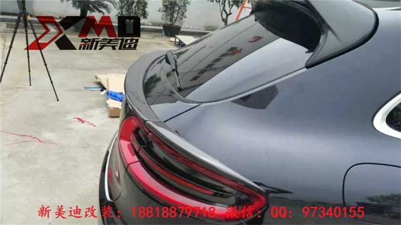 保時(shí)捷 PORSCHE MACAN 小卡宴改裝碳纖維風(fēng)刀
