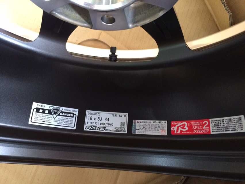 RAYS TE37TTA 黑色拋邊 18寸