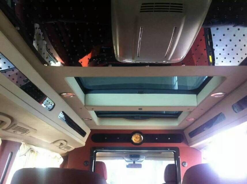 商務(wù)車內(nèi)飾改裝