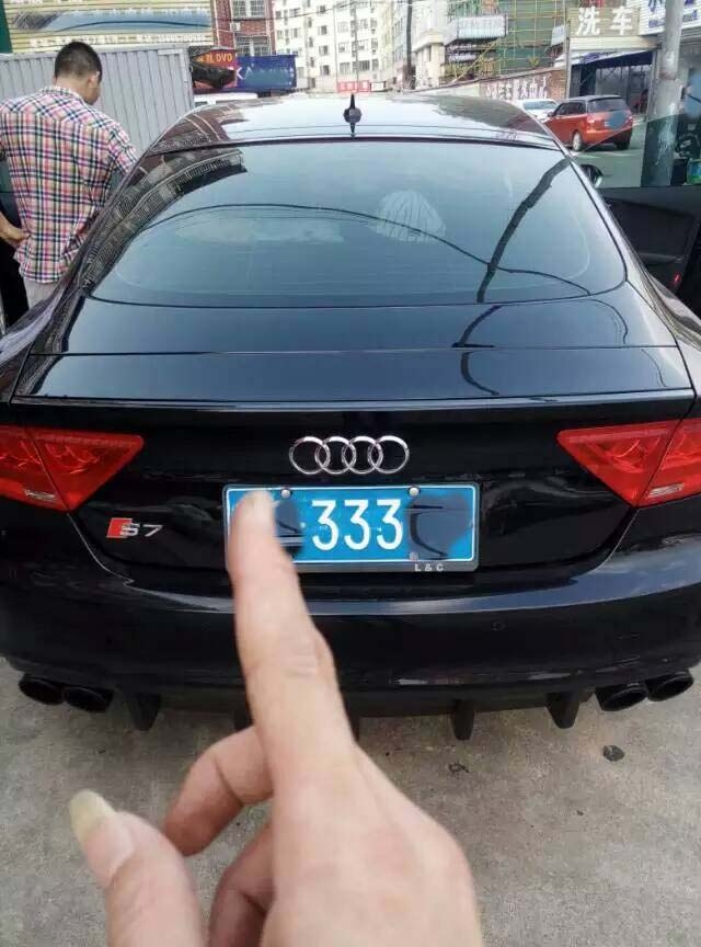 錦上添花——奧迪S7安裝一鍵啟動手機(jī)一鍵啟動
