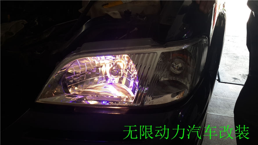 濰坊別克陸尊改燈