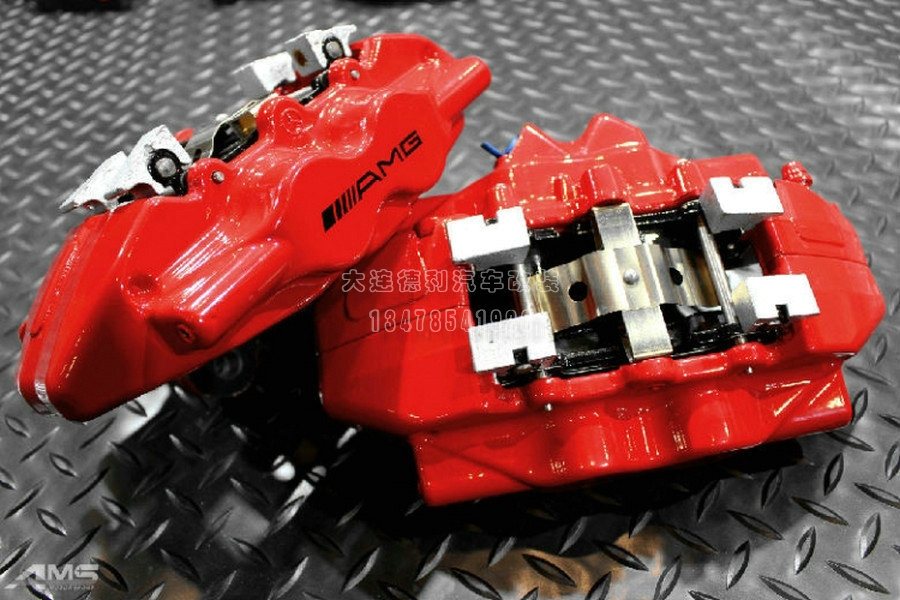 大連汽車改裝奔馳CLS升級由Brembo代工AMG前六后四剎車套