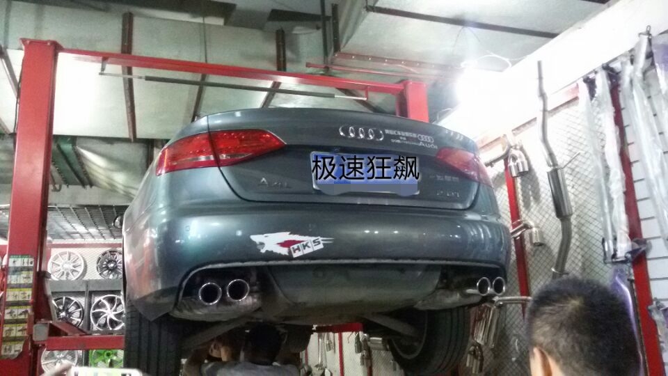 奧迪A4L升級(jí)S4原裝款排氣套件