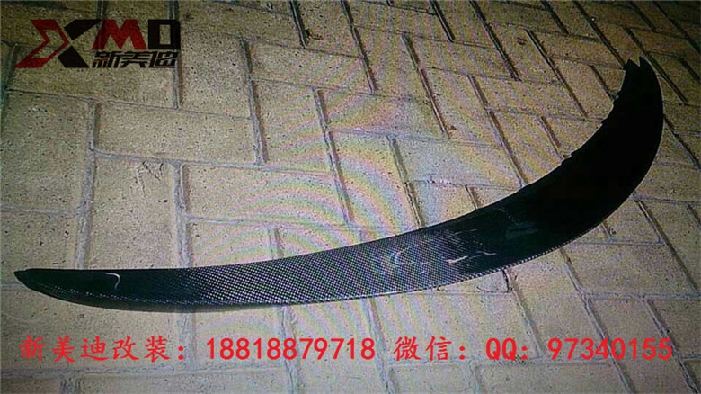 15款奔馳C級(jí)W205 C180 C200 C260L W205改裝碳纖維尾翼壓尾翼