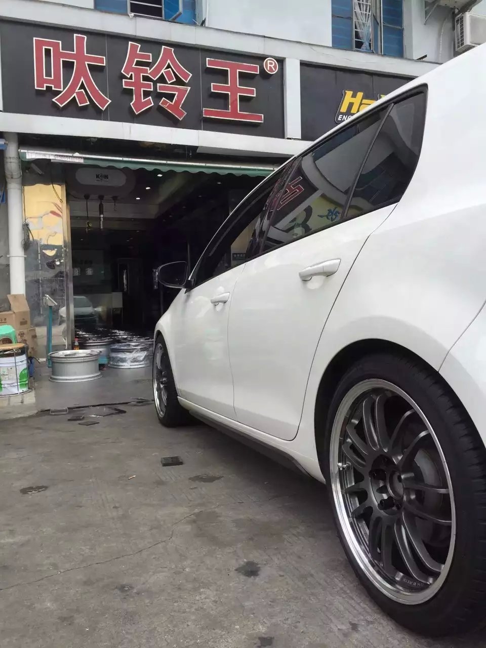 RE30 裝高爾夫，效果不錯！