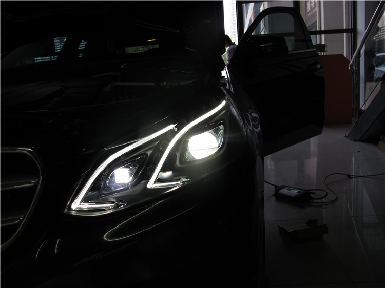 奔馳E200/E260/E320改原廠豪華LED大燈 電尾門(mén) 無(wú)鑰匙進(jìn)入