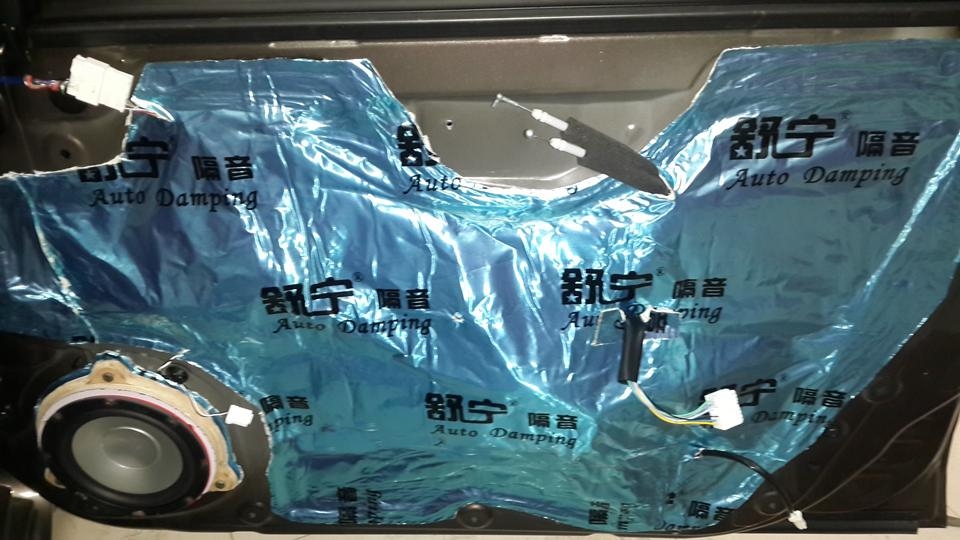 日產(chǎn)天籟汽車音響改裝美國(guó)霸克