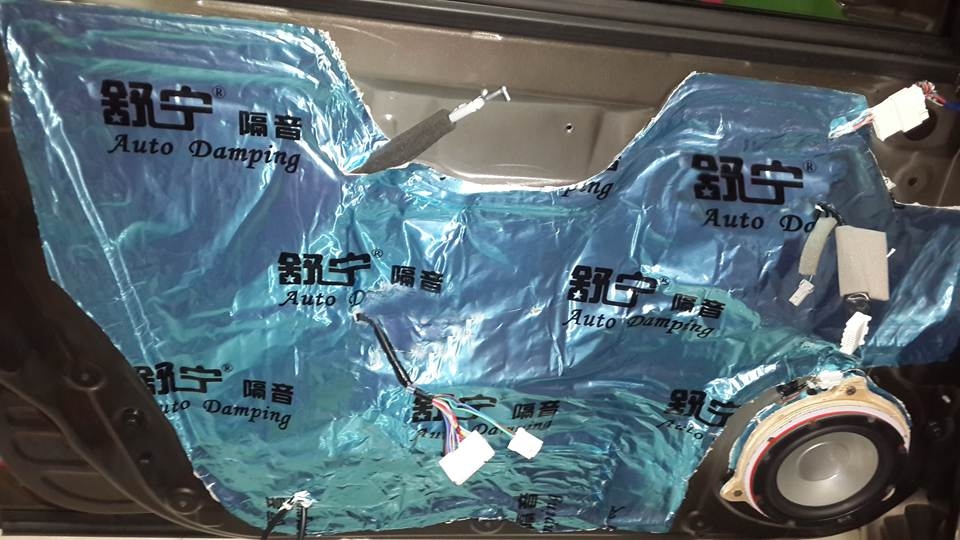 日產(chǎn)天籟汽車音響改裝美國(guó)霸克