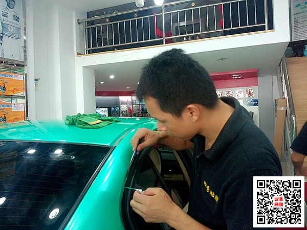 寶馬320汽車改色貼膜│艾利小珠光蒂凡尼改色膜│武漢四季貼膜武昌店