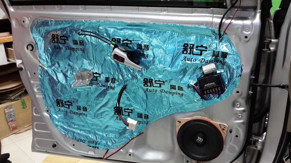 豐田卡羅拉汽車音響改裝魔雷、卡萊、霸克