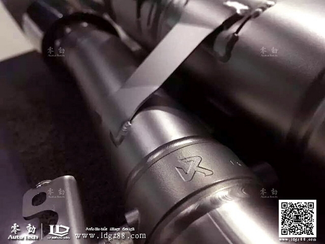 帕拉梅拉改裝akrapovic（天蝎）排氣--長沙帕拉梅拉專業(yè)改裝店