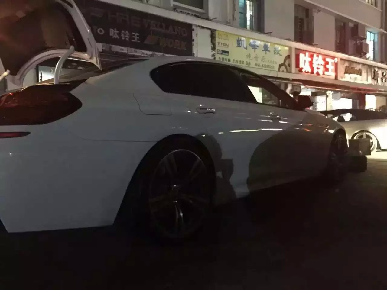 寶馬6系，裝20寸 M5原裝鈴．效果看得見，