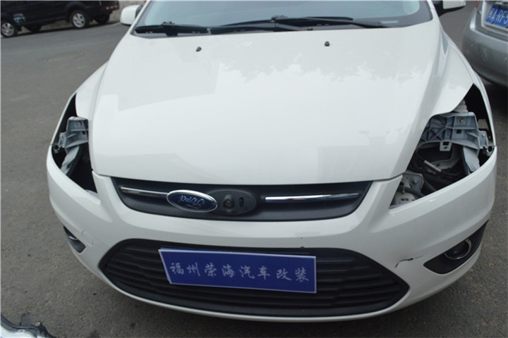福州改透鏡 福特福克斯改燈車燈改裝氙氣燈藍(lán)色惡魔眼 福州榮海照明