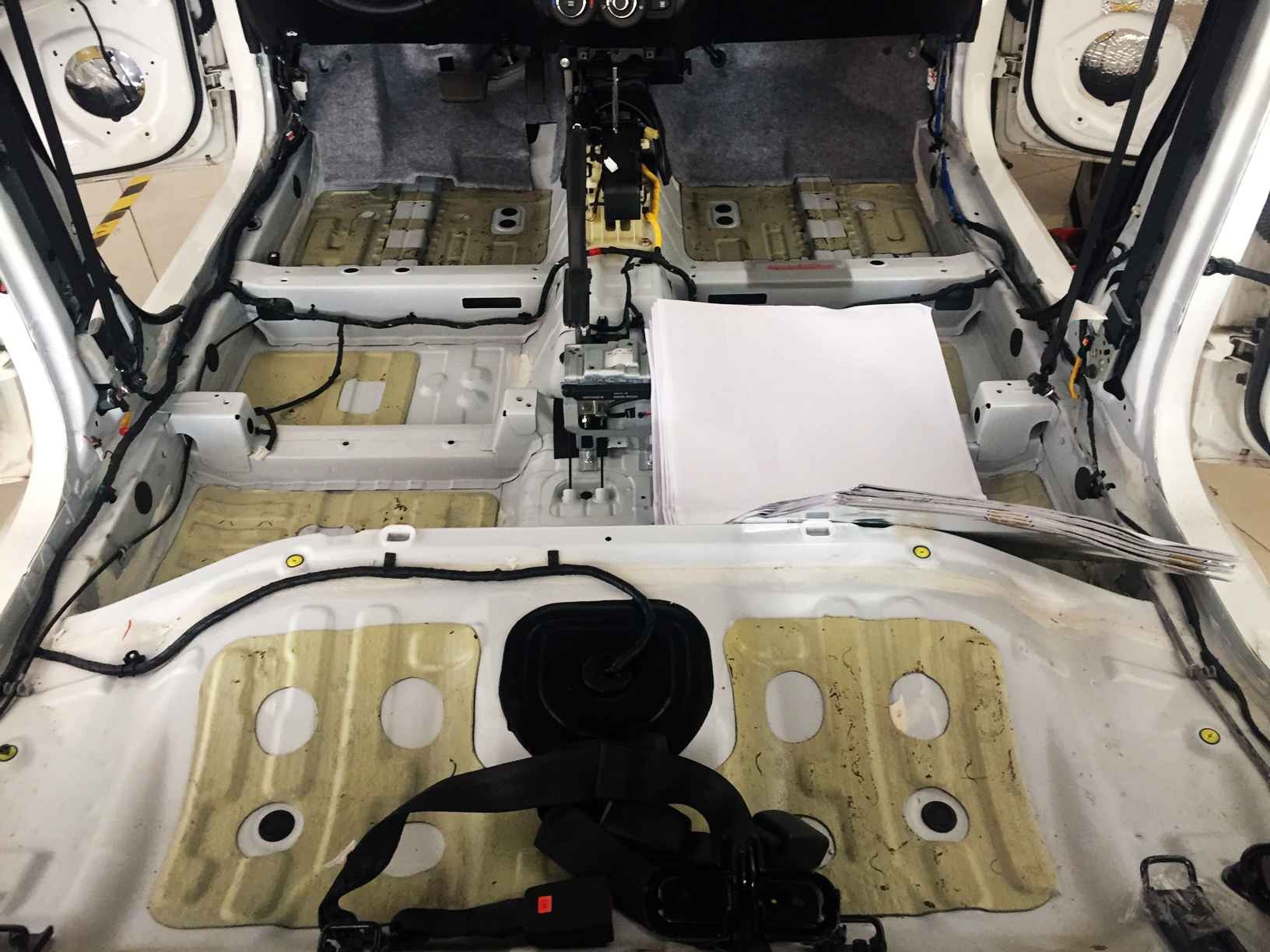 佛山途歌汽車影音:起亞K2音響改裝牧童汽車音響