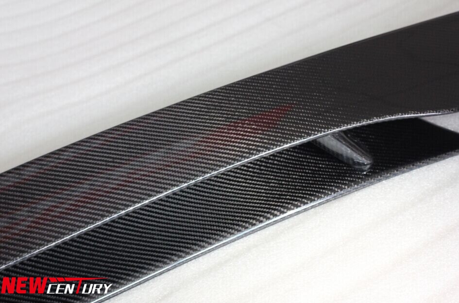 法拉利F458改裝碳纖維尾翼  Ferrari458安裝碳纖維定風(fēng)翼