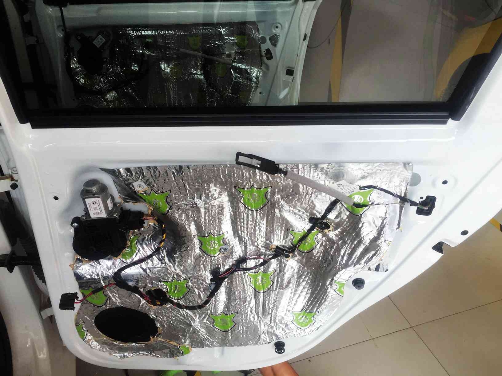 佛山途歌汽車影音:大眾polo音響升級,高品質高享受