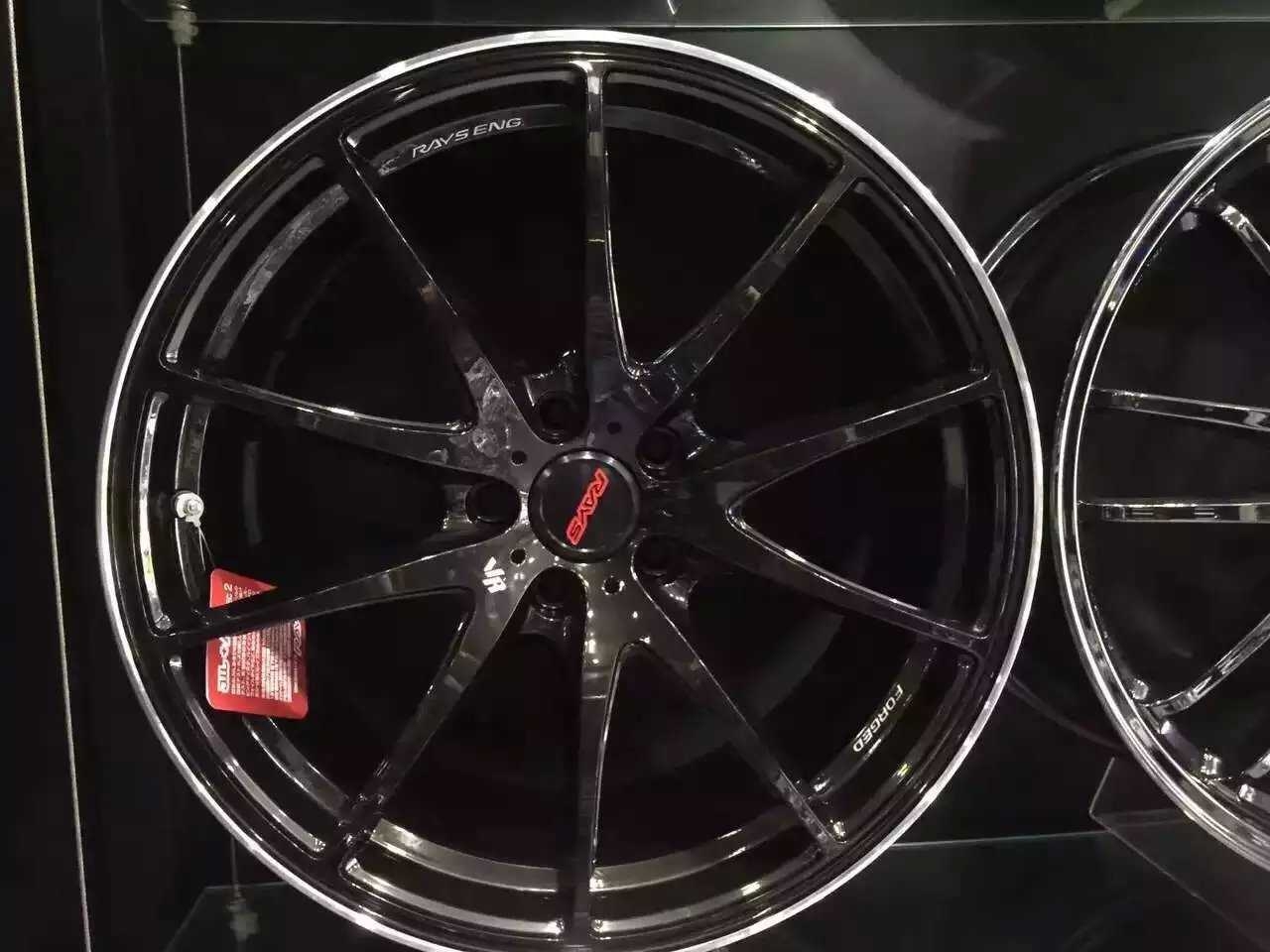RAYS G25 已裝好車，EVO 給力！