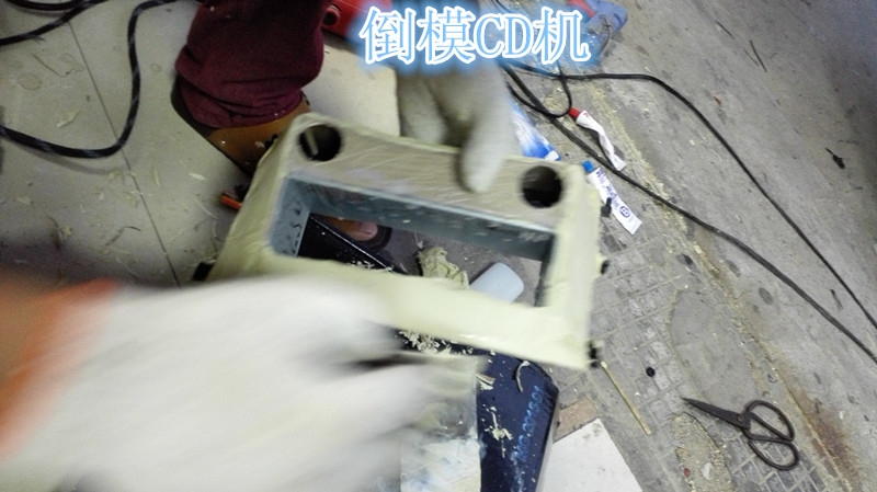 鄭州金聲改-豐田酷路澤音響改裝內(nèi)飾改裝翻新
