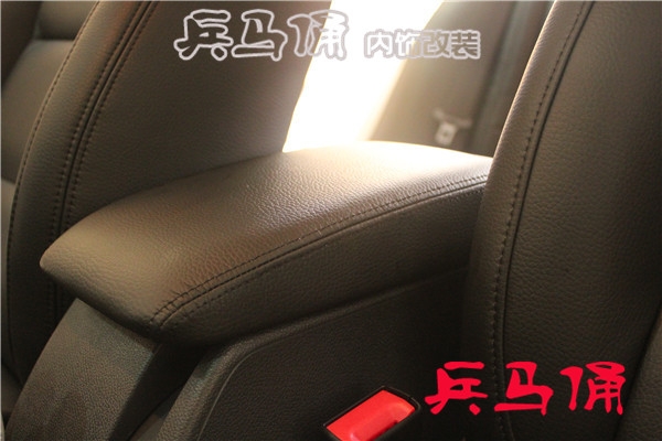 【兵馬俑汽車真皮座椅改裝】淮安大眾速騰真皮內(nèi)飾改裝——淮安汽車改裝店速騰包真皮座椅