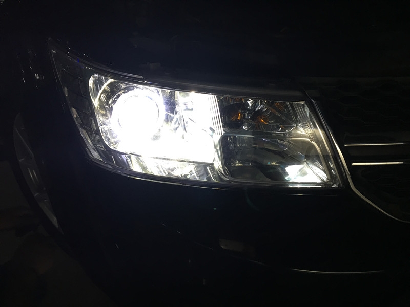上海道奇酷威車燈升級 車燈改裝小糸Q5透鏡 巖崎氙氣燈 白色天使眼